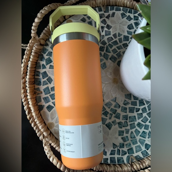 Stanley MARIGOLD 30oz Fliptop IceFlow Tumbler - Picture 2 of 2
